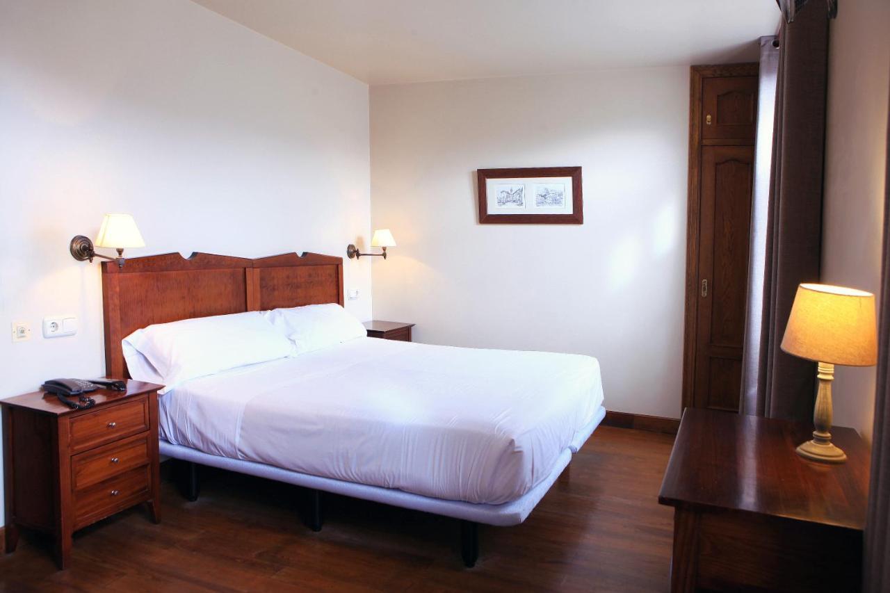 Hostal Antxitonea เอลิซอนโด ภายนอก รูปภาพ