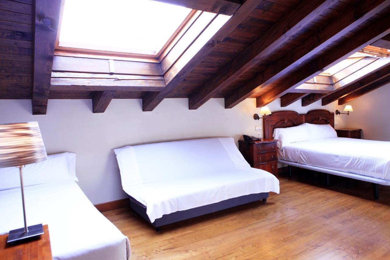 Hostal Antxitonea เอลิซอนโด ภายนอก รูปภาพ