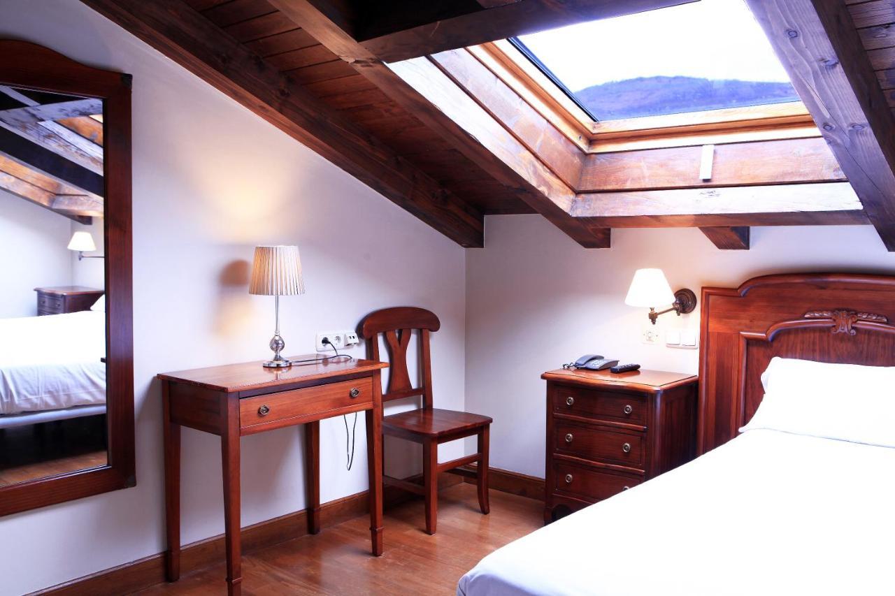 Hostal Antxitonea เอลิซอนโด ภายนอก รูปภาพ