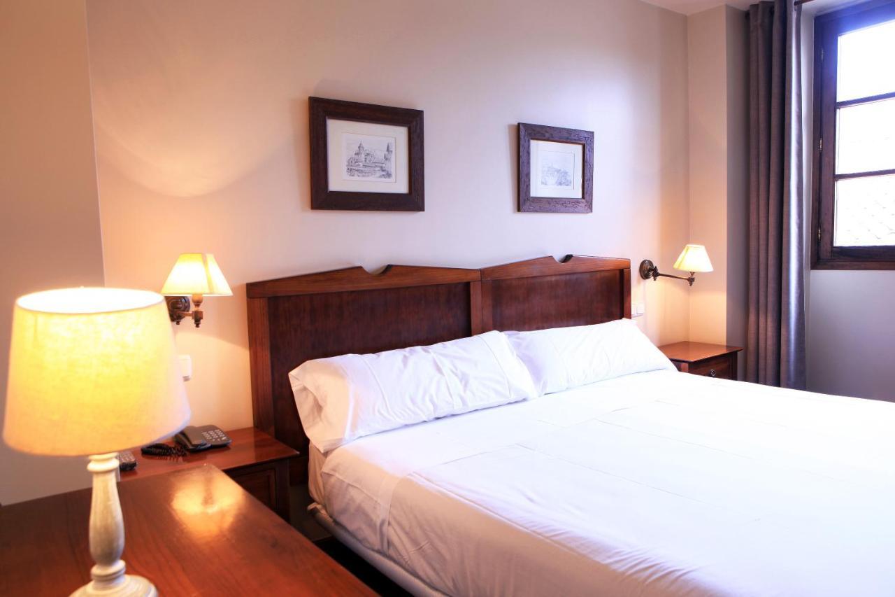 Hostal Antxitonea เอลิซอนโด ภายนอก รูปภาพ